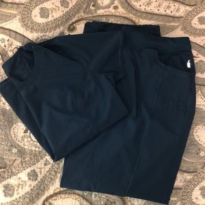 Cherokee Infinity Scrub Set